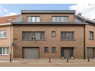 Huis te koop Zwijndrecht 3 slaapkamers garage tuin jacuzzi