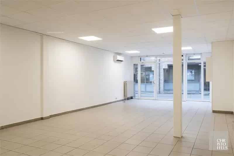 Handelspand te Koop Lanaken Centrum 82m²