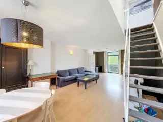 Penthouse te huur Etterbeek 80m² 2 slaapkamers terras