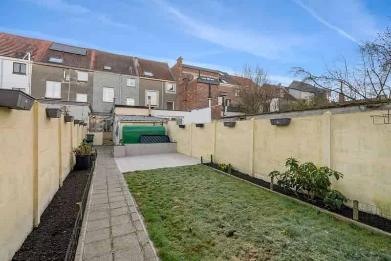 Huis te koop Sint-Amandsberg 4 slaapkamers tuin