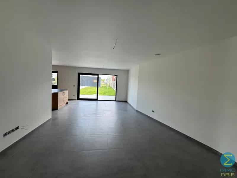 Nieuwbouw Koppelwoning 3 slaapkamers Zuidgerichte Tuin Garage