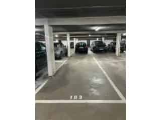 Parking te Koop Sint-Lambrechts-Woluwe