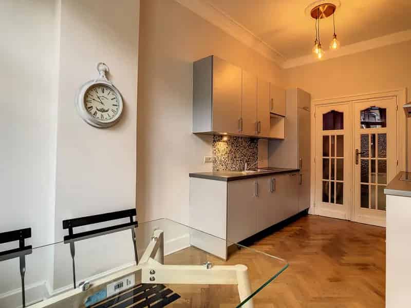 Appartement te Elsene 3 slaapkamers 168m² Terkamerenbos