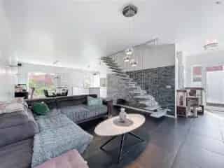Huis te koop Kallo 3 slaapkamers tuin