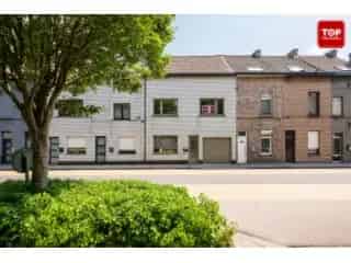 Huis te koop Wondelgem - 3 slaapkamers, tuin, nabij centrum