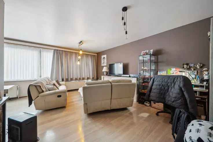 Appartementsblok Te Koop 2 Units 212m² Garage Terrassen