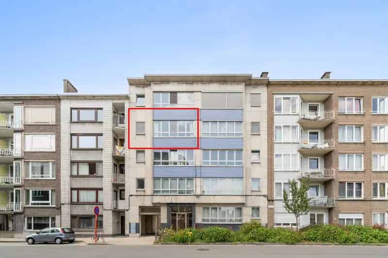 Appartement te huur Gent: 2 slaapkamers, terras, garage