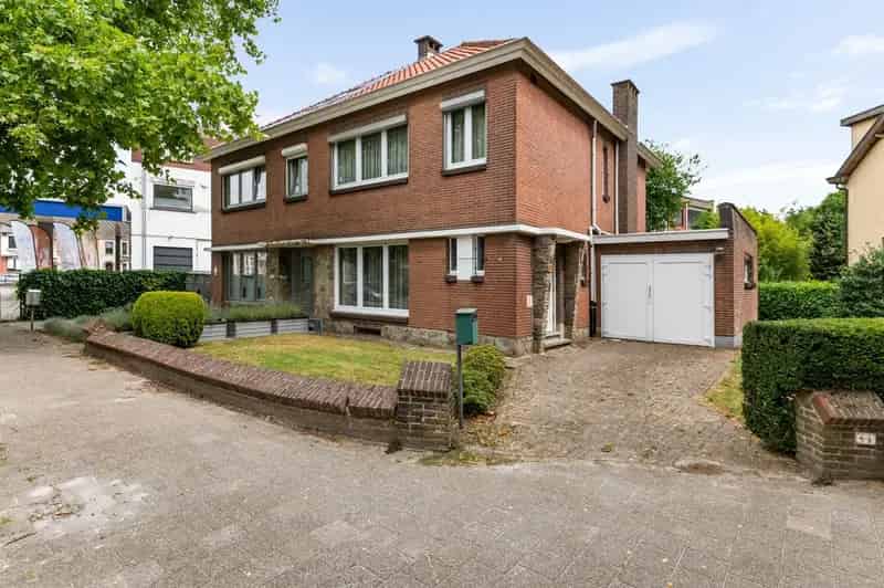 Karaktervolle Woning 3 Slaapkamers Mortsel Toplocatie