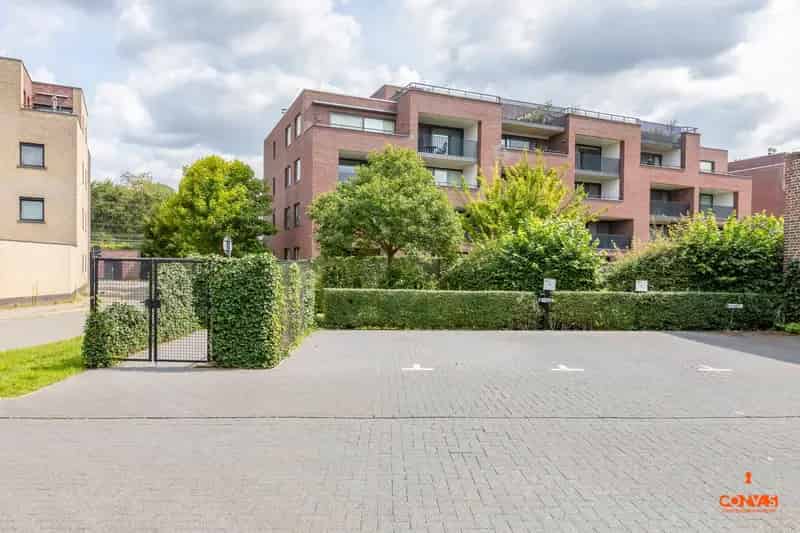 Openlucht parkeerplaats te koop in Gentbrugge