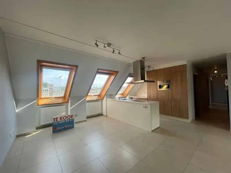 Penthouse 3 slaapkamers ruim terras Antwerpen