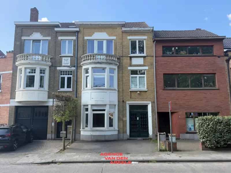 Prachtig Herenhuis met Hedendaags Comfort