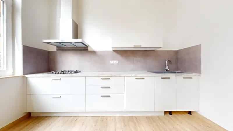 
                                                                    Appartement
                                                                             te koop te Bruxelles
                                                                