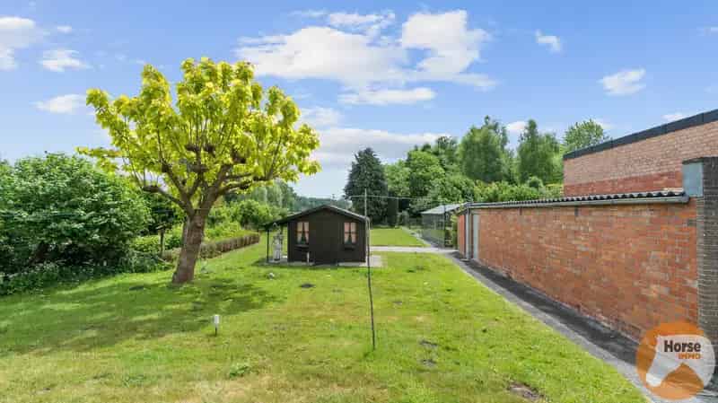 EKSAARDE - Te renoveren woning 4000m²