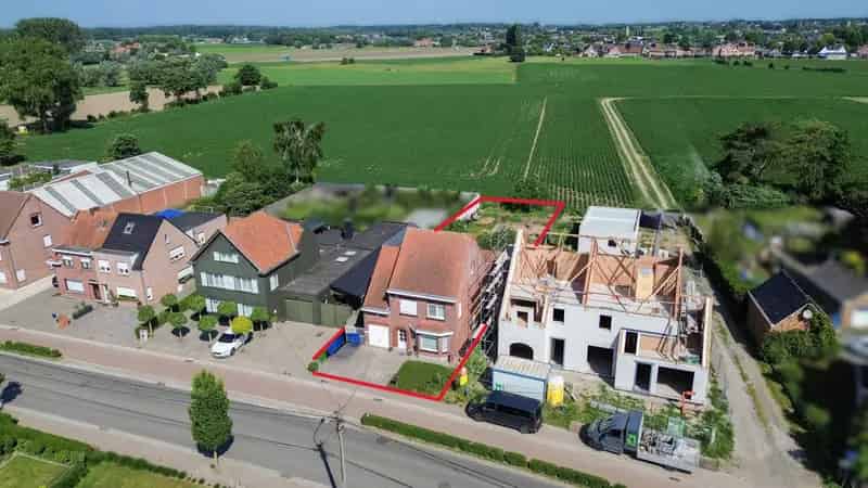 Huis te koop Torhout: Landelijk zicht, 3 4 slpk, garage, diepe tuin