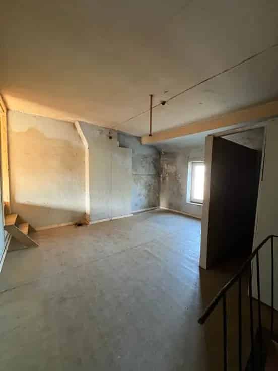 Huis Te Koop Te Renoveren Met Tuin Garage Charleroi