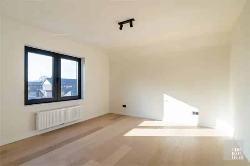 Gerenoveerde woning te Lanaken 2 slaapkamers 151m²