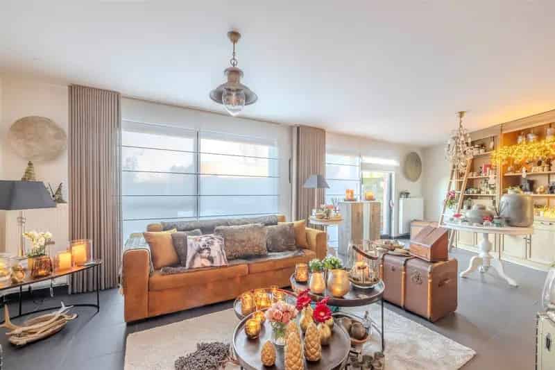 Gerenoveerd gelijkvloers appartement met tuin Larum