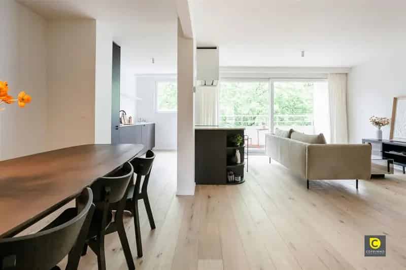 2 Slaapkamer Appartement te Koop Berchem