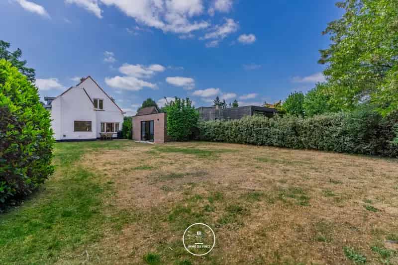 Gerenoveerde Villa te Koop in De Pinte