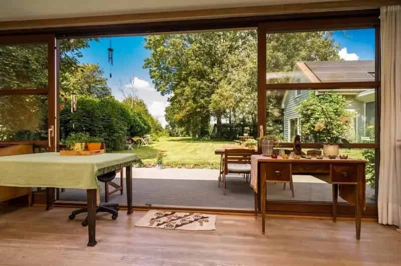 Huis te huur: Ruime villa met praktijkruimte in Hever