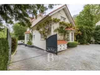 Villa te koop Lasne 350m² gerenoveerd 5 slaapkamers