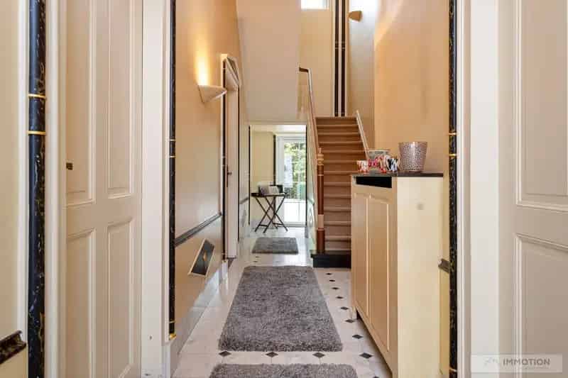 Statige Herenwoning Commerciële Locatie