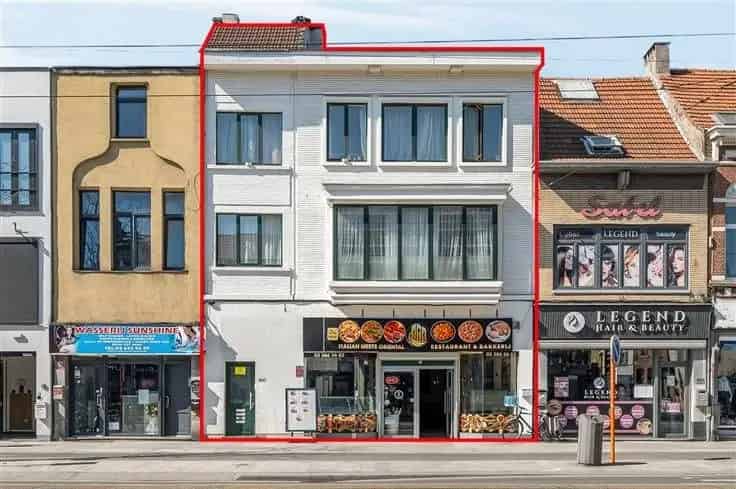 Opbrengsteigendom 2 Appartementen 1 Studio Merksem