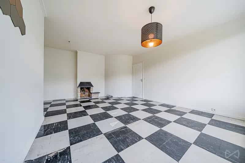 Appartement 2 slaapkamers Ukkel te renoveren