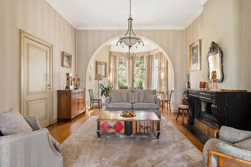 Herenwoning te Essen: Authentieke charme en ruim comfort