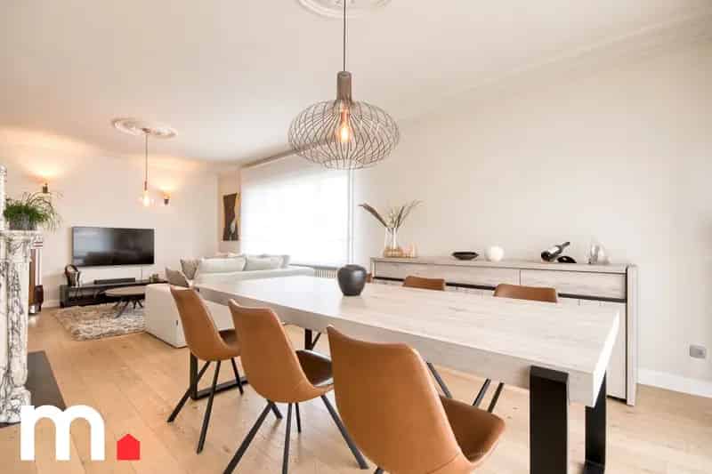 Appartement te huur 3 slaapkamers, tuin, garage