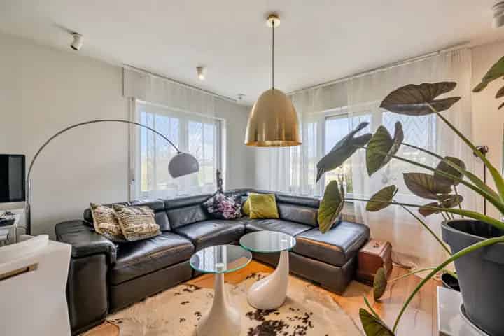 Huis te koop Schendelbeke: Rustig gelegen gezinswoning