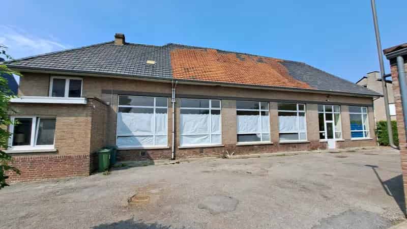 Multifunctioneel voormalig schoolgebouw