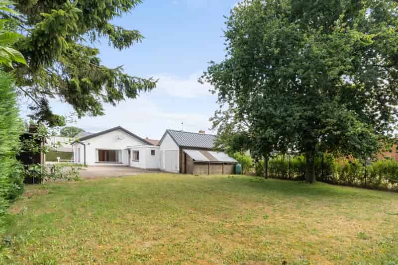 Te renoveren bungalow 882m² - gelijkvloers wonen