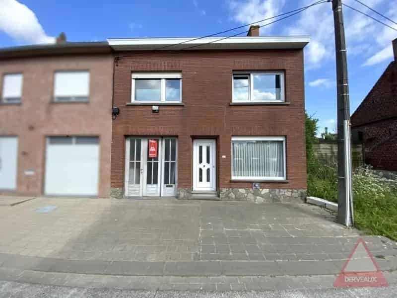 Moorslede Woning met Garage en Tuin