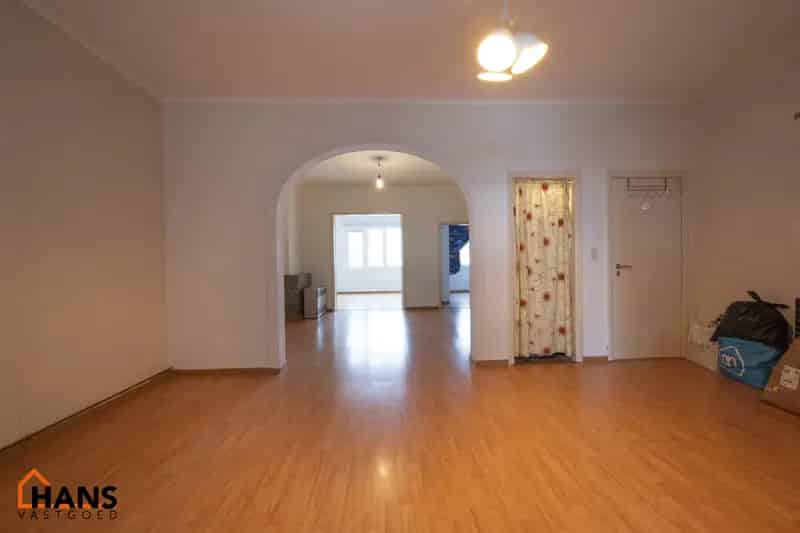 Appartement te huur 2de verdieping 2 slaapkamers