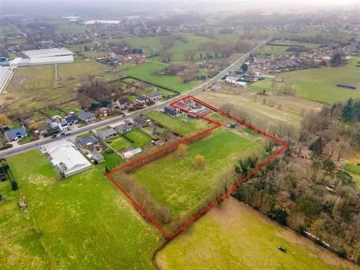 Grote Villa te Koop met Zwembad en Weide Duffel