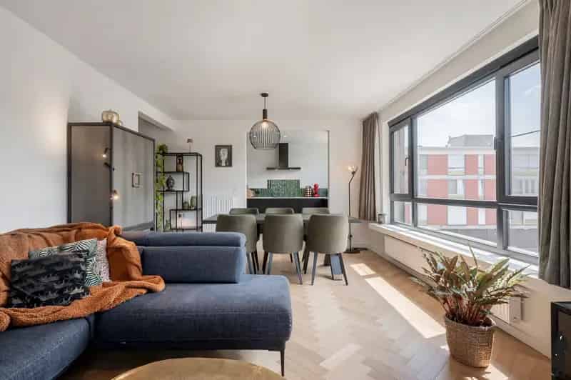 Appartement te huur Deurne Zuid: gerenoveerd 2 slaapkamers terras