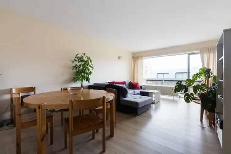 Appartement Te Koop Ukkel 2 slaapkamers Terras Parking