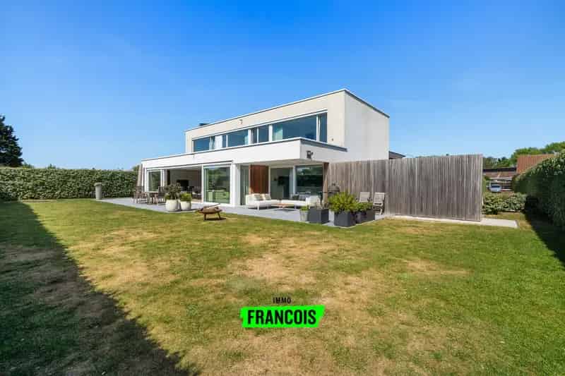 Moderne Villa te Bredene 5 slaapkamers Grote Tuin