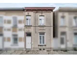 Huis te koop 4 slaapkamers Couillet
