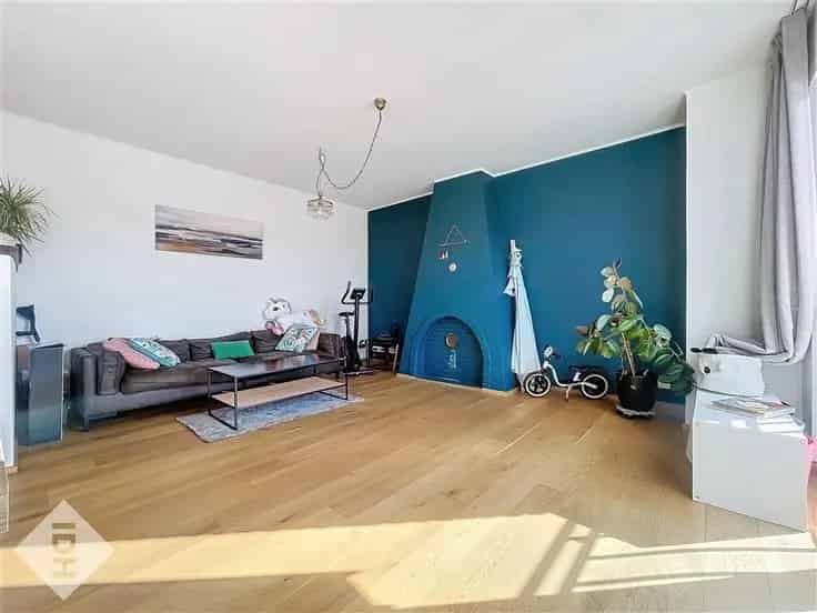 Appartement 3 slaapkamers te koop  - 8 garages inbegrepen