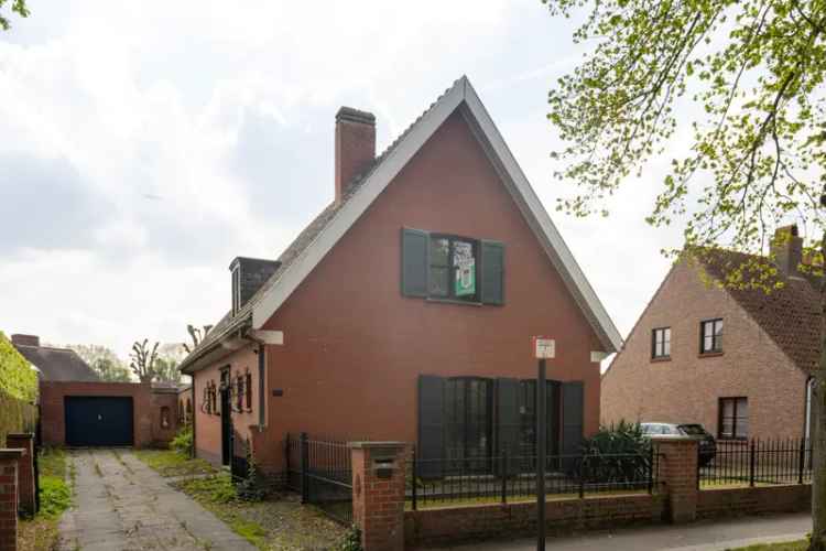 Huis te koop te renoveren nabij Brugge Damse Vaart