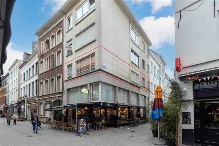 Appartement te koop Antwerpen Centrum 75m² 2 slaapkamers te renoveren