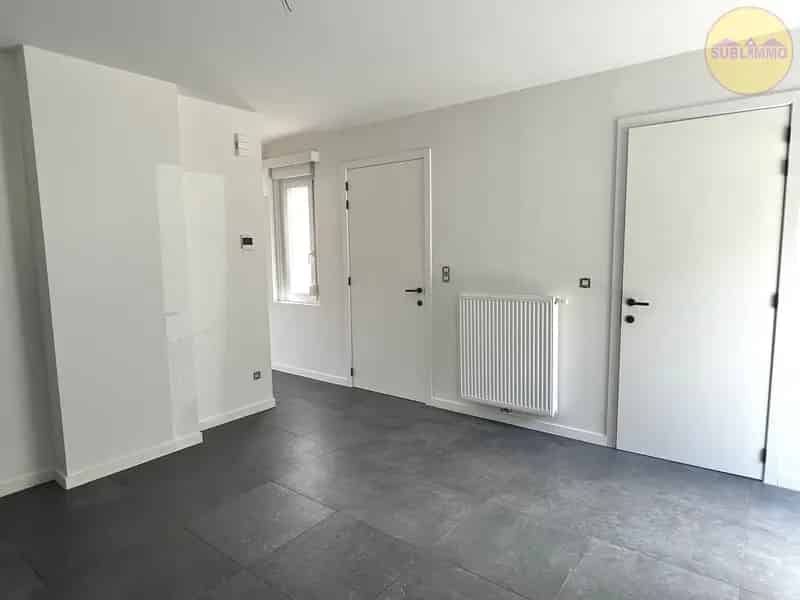Gerenoveerde woning 243m² perceel