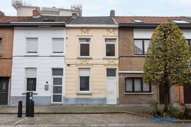 Te koop Aalst: 2 Slaapkamers, Zolder, Centrum Nabij