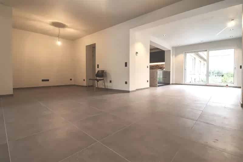 Appartement te huur Centrum: Gelijkvloers 2 slaapkamers, terras en tuin