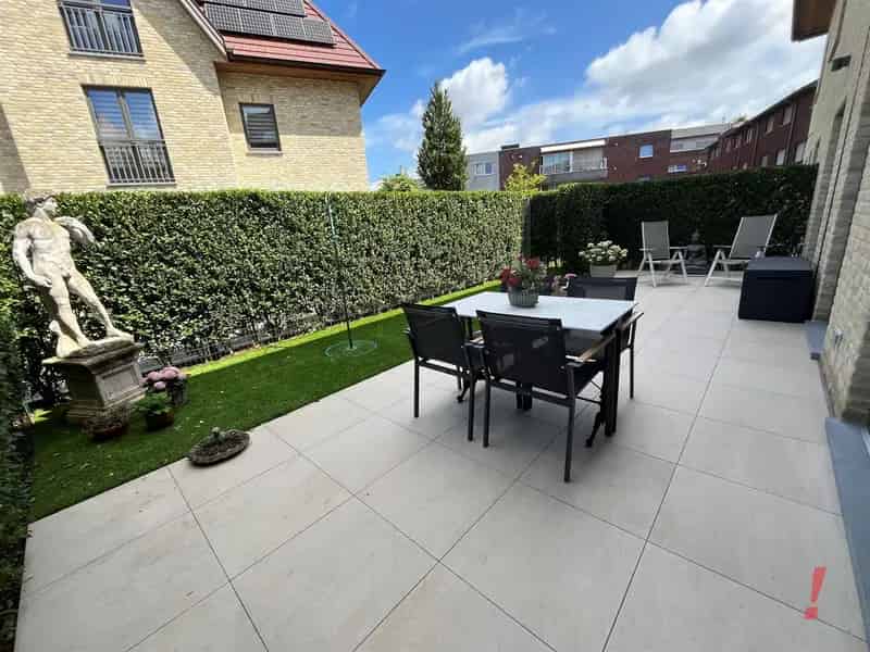 Gelijkvloers Appartement 150m2 Terras Tuin  Warmtepomp Zonnepanelen