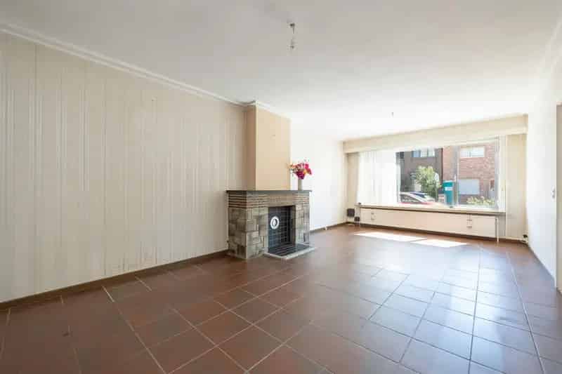 Halfopen gelijkvloers appartement te huur Schoten