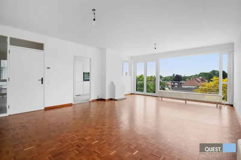 Appartement te huur Antwerpen Zuid: 3 slaapkamers, terras en garage