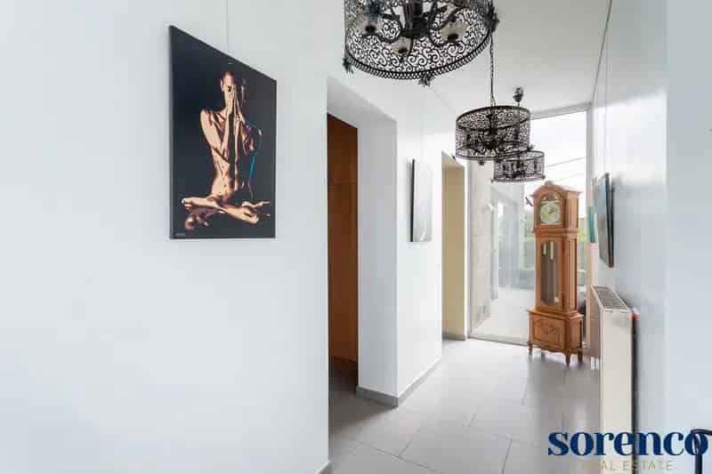 Dubbelwoonst 420m² 4700m² Perceel